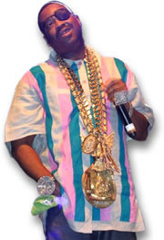Slick Rick, der seinen Schmuck vorführt