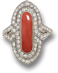 Korallen- und Diamant-Art-Deco-Ring