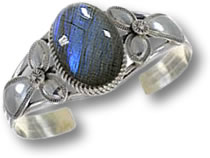 Manschettenarmband aus Labradorit und Silber