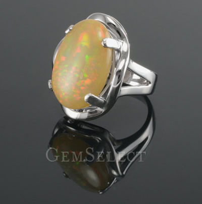 Silberner Opalring von GemSelect