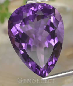 Birnenförmiger Amethyst-Edelstein