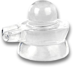 Spatika Lingam . aus weißem Quarz