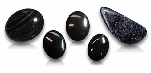 Natürliche schwarze Jaspis-Edelsteine