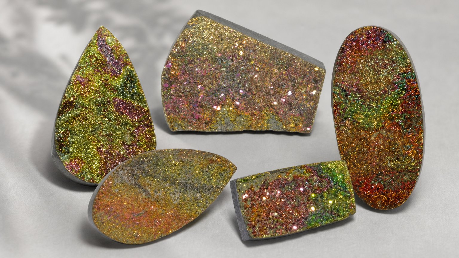 Natürliche Regenbogenpyrit-Edelsteine – Kaufberatung