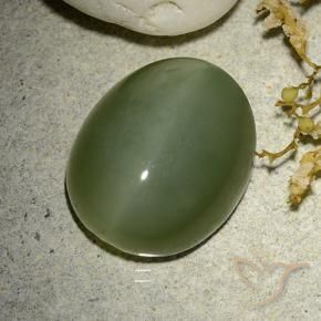 9,17 ctw natürlicher Armeegrün Aktinolith Katzenauge, Oval, Lichtdurchlässig