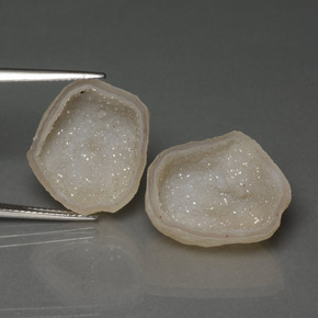 16,57 ct natürliche mehrfarbiger Achatgeode-Edelsteine, Fantasieschliff, Lichtundurchlässig