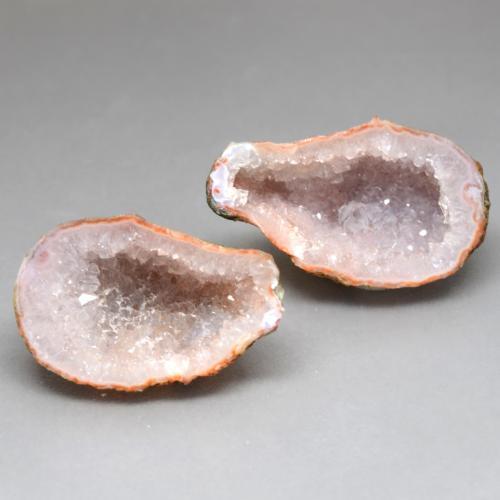 17,53 ct natürliche mehrfarbiger Achatgeode-Edelsteine, Fantasieschliff, Lichtundurchlässig