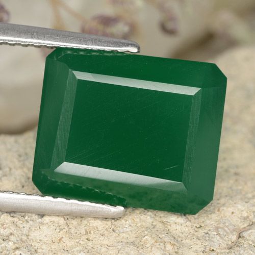 5.44ct Natürlicher gelblich-grün Achat, Smaragdschliff, Lichtdurchlässig