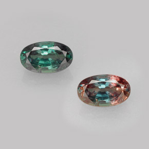 0,82 ctw natürlicher mehrfarbiger Alexandrit, Oval Schliff, VS
