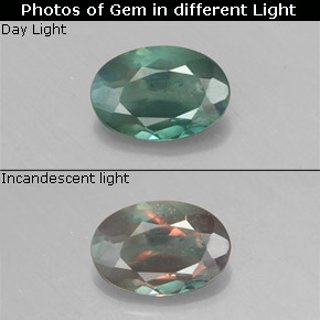 0,45 ctw natürlicher mehrfarbiger Alexandrit, Oval Schliff, VS-SI