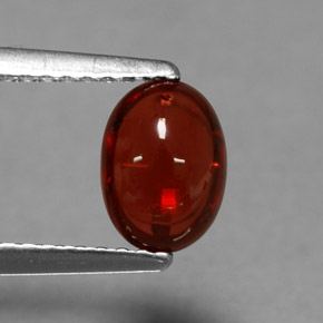1,37 ctw natürlicher roter Almandin-Granat, Oval Schliff, Lichtdurchlässig