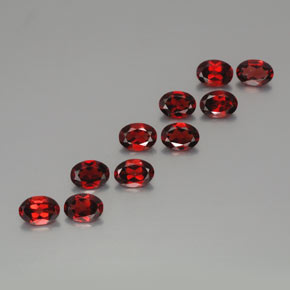 8,49 ct natürliche roter Almandin-Granat-Edelsteine, Oval Schliff, VS