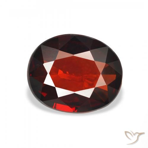 3.19ct Natürlicher dunkelrot Almandin-Granat, Oval, VVS-VS