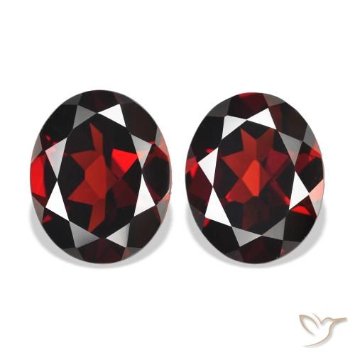 7.55ctw Natürlicher dunkelrot Almandin-Granat, Oval, VVS-VS