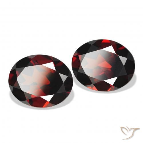 7.55 ct natürliche dunkelrot Almandin-Granat-Edelsteine, Oval, VVS-VS