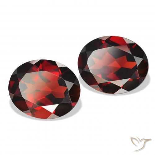8.16 ct natürliche dunkelrot Almandin-Granat-Edelsteine, Oval, VVS-VS