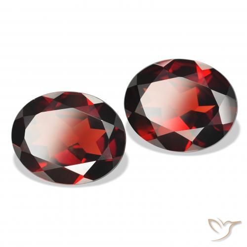 7.28 ct natürliche dunkelrot Almandin-Granat-Edelsteine, Oval, VVS-VS