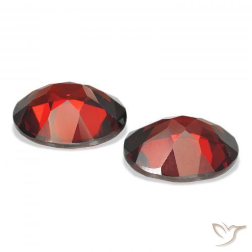 7.87 ct natürliche dunkelrot Almandin-Granat-Edelsteine, Oval, VS