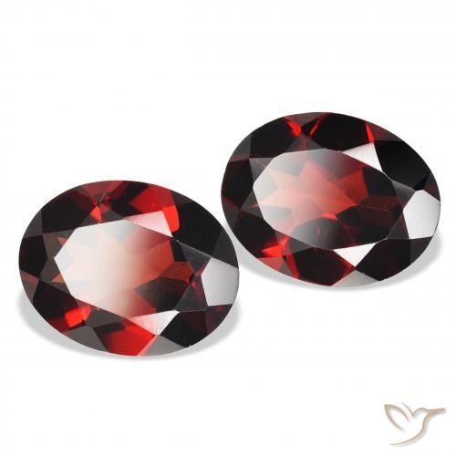 3.95 ct natürliche tiefrot Almandin-Granat-Edelsteine, Oval, VVS-VS