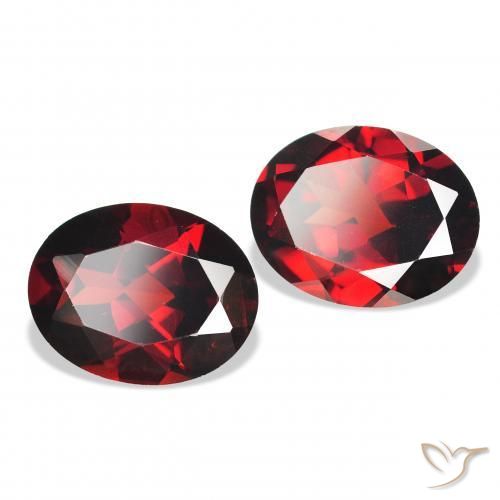 4.27 ct natürliche tiefrot Almandin-Granat-Edelsteine, Oval, VVS-VS