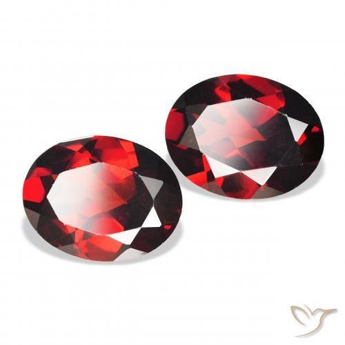 4.16 ct natürliche dunkelrot Almandin-Granat-Edelsteine, Oval, VVS-VS