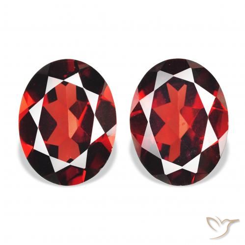 3.85ctw Tiefes Blutrot Almandin-Granat, Oval, VVS-VS