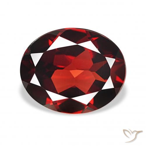 4.18ct tiefrot Almandin-Granat, Oval, VVS