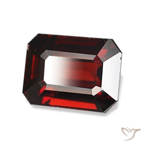 3,32 ctw natürlicher roter Almandin-Granat, Smaragdschliff, VS