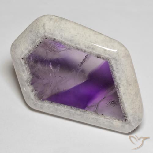69,57 ctw natürlicher mehrfarbiger Amethystgeodenscheibe, Fantasieschliff, Transparent