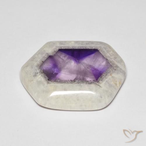 33,06 ctw natürlicher mehrfarbiger Amethystgeodenscheibe, Fantasieschliff, Transparent