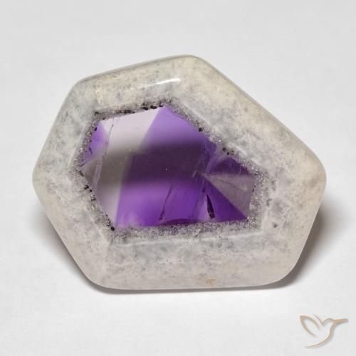 29,19 ctw natürlicher mehrfarbiger Amethystgeodenscheibe, Fantasieschliff, Transparent