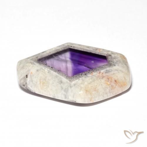 31,11 ctw natürlicher mehrfarbiger Amethystgeodenscheibe, Fantasieschliff, Transparent