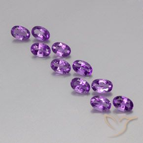 4.00ctw Natürlicher Mittelviolettes Violett Amethyst, Oval, VVS-VS