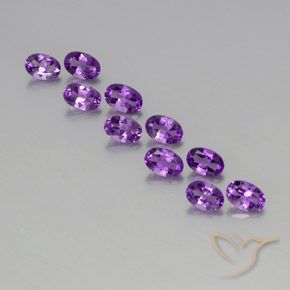 4.08 ct natürliche Mitteldunkles Violettviolett Amethyst-Edelsteine, Oval Schliff, VVS-VS
