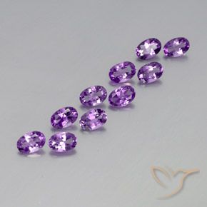 3.94 ct natürliche Lilaisch-violett Amethyst-Edelsteine, Oval, VVS-VS