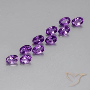 4.12 ct natürliche Mitteldunkles Violettviolett Amethyst-Edelsteine, Oval, VVS-VS