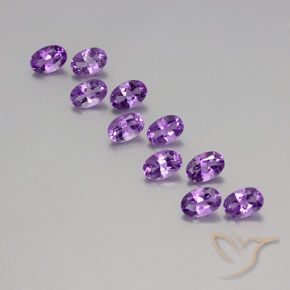 3.82ctw Natürlicher Lilaisch-violett Amethyst, Oval, VVS-VS
