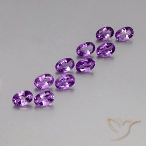 4.11 ct natürliche Mitteldunkles Violettviolett Amethyst-Edelsteine, Oval, VVS-VS