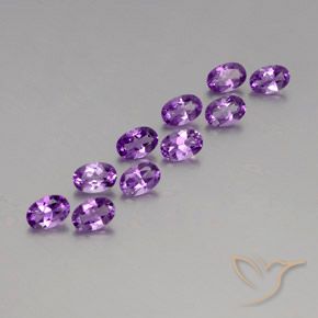 3.93 ct natürliche Mitteldunkles Violettviolett Amethyst-Edelsteine, Oval, VVS-VS