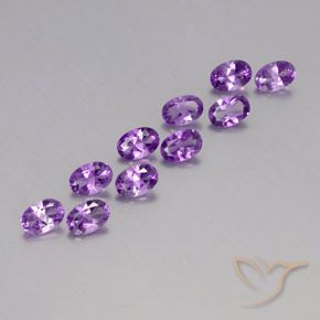 3.97 ct natürliche Lilaisch-violett Amethyst-Edelsteine, Oval, VVS-VS