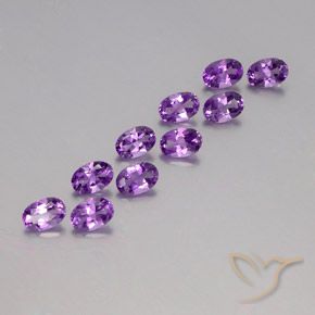 4.12 ct natürliche Mittelviolettes Violett Amethyst-Edelsteine, Oval, VVS-VS
