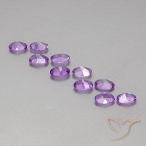 3.96 ct natürliche Mittelviolettes Violett Amethyst-Edelsteine, Oval, VVS-VS