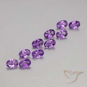 3.97 ct natürliche Mitteldunkles Violettviolett Amethyst-Edelsteine, Oval, VVS-VS