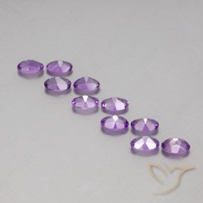 3.89 ct natürliche Mitteldunkles Violettviolett Amethyst-Edelsteine, Oval, VVS-VS