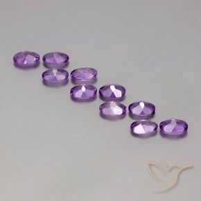 3.84 ct natürliche Mitteldunkles Violettviolett Amethyst-Edelsteine, Oval, VVS-VS