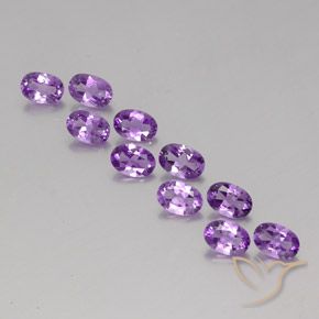 3.84ctw Natürlicher Mittelviolettes Violett Amethyst, Oval, VVS-VS