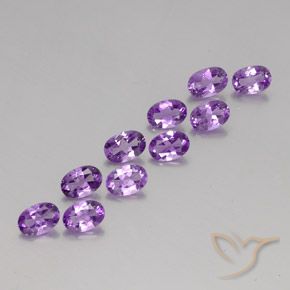 3.84 ct natürliche Mittelviolettes Violett Amethyst-Edelsteine, Oval, VVS-VS