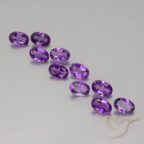 3.86ctw Natürlicher Mitteldunkles Violettviolett Amethyst, Oval, VVS-VS
