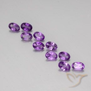3.70ctw Natürlicher Lilaisch-violett Amethyst, Oval, VVS-VS
