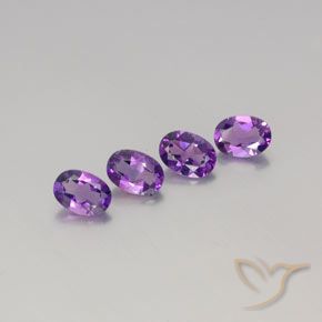 2.82ctw Natürlicher Lebhaftes rosa Violett Amethyst, Oval, VVS-VS